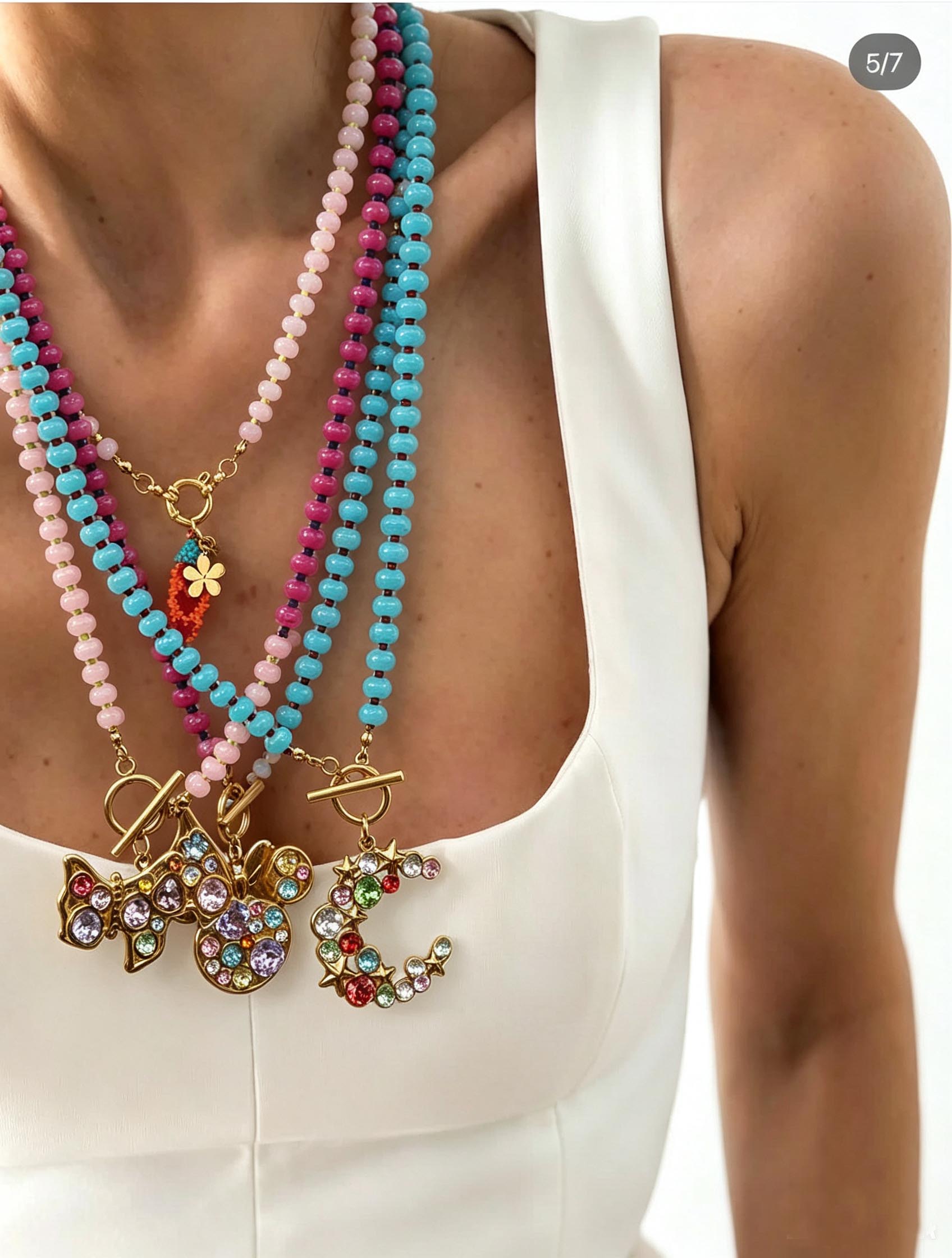 Women'S Accessories Trends 2026 - สร้อยคอทำมือสไตล์โบฮีเมียนประดับลูกปัด ฤดูร้อน 2026 จี้น่ารักประดับเพชรหลากสี เครื่องประดับยอดนิยมตามเทรนด์ฤดูร้อน