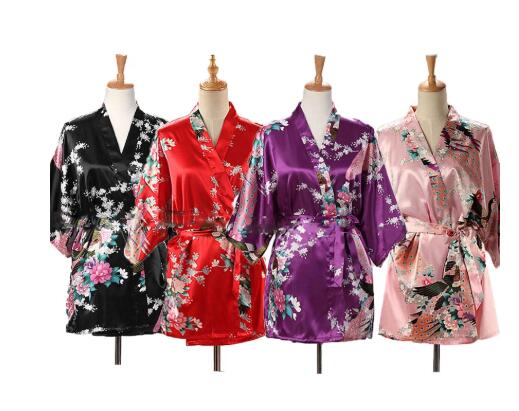 Women'S Kimono Accessories - ชุดนอนผ้าไหมซาตินลายพิมพ์นกยูงสไตล์ญี่ปุ่นแบบสั้นสำหรับผู้หญิง พร้อมเชือกผูก ชุดคลุมอาบน้ำ ชุดนอน ชุดคอสตูม