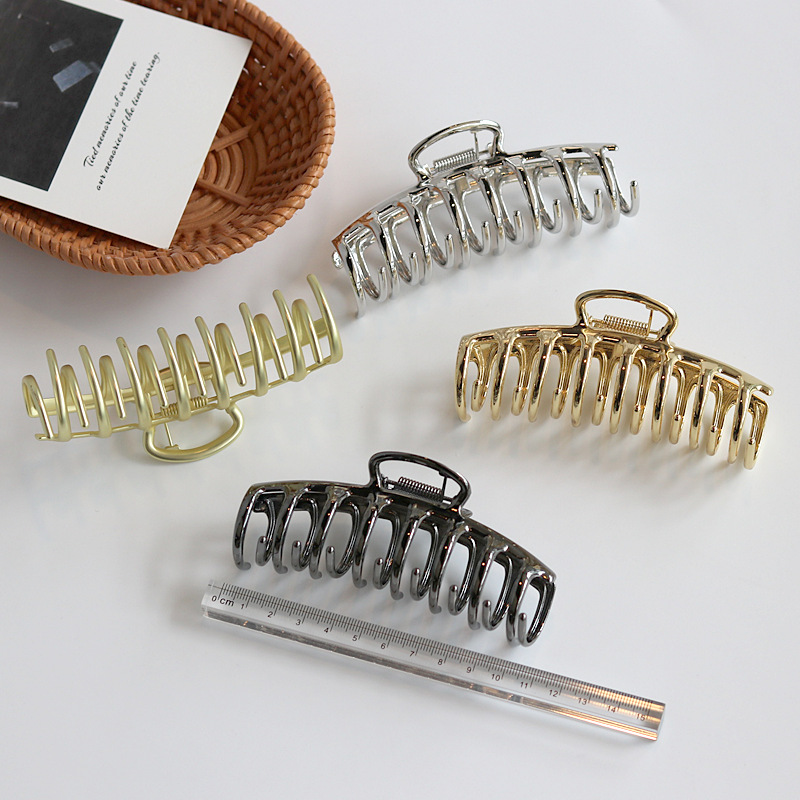 Hair Claw Clip Set - 1 ชิ้นฝรั่งเศสย้อนยุคยุโรปและอเมริกาโลหะคลิปคว้าขนาดใหญ่คลิปฉลามกิ๊บติดผมอารมณ์ปิดเพื่อคว้า