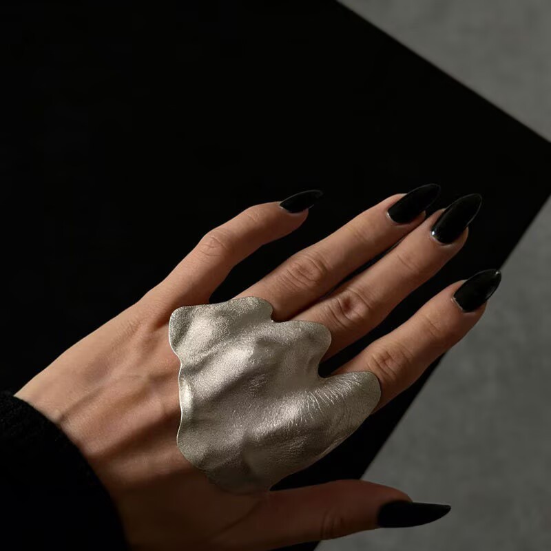 แหวนโลหะดีไซน์ยุโรปและอเมริกา  - Women'S Accessories Trends 2026 บทวิจารณ์และราคา